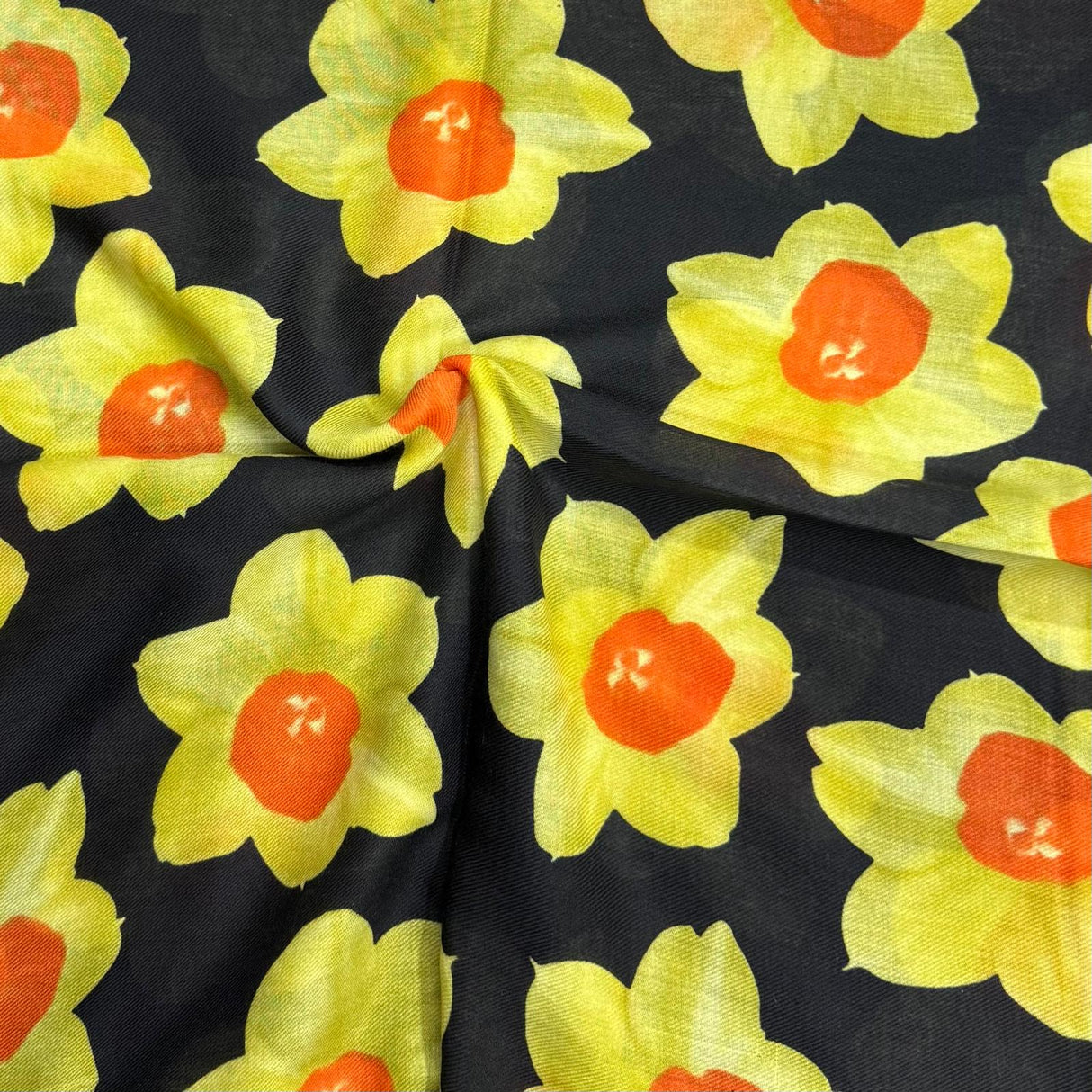Pound A Metre 1.8 Metre Super Soft Pashmina Fabric - 37"- (Yellow Roses)