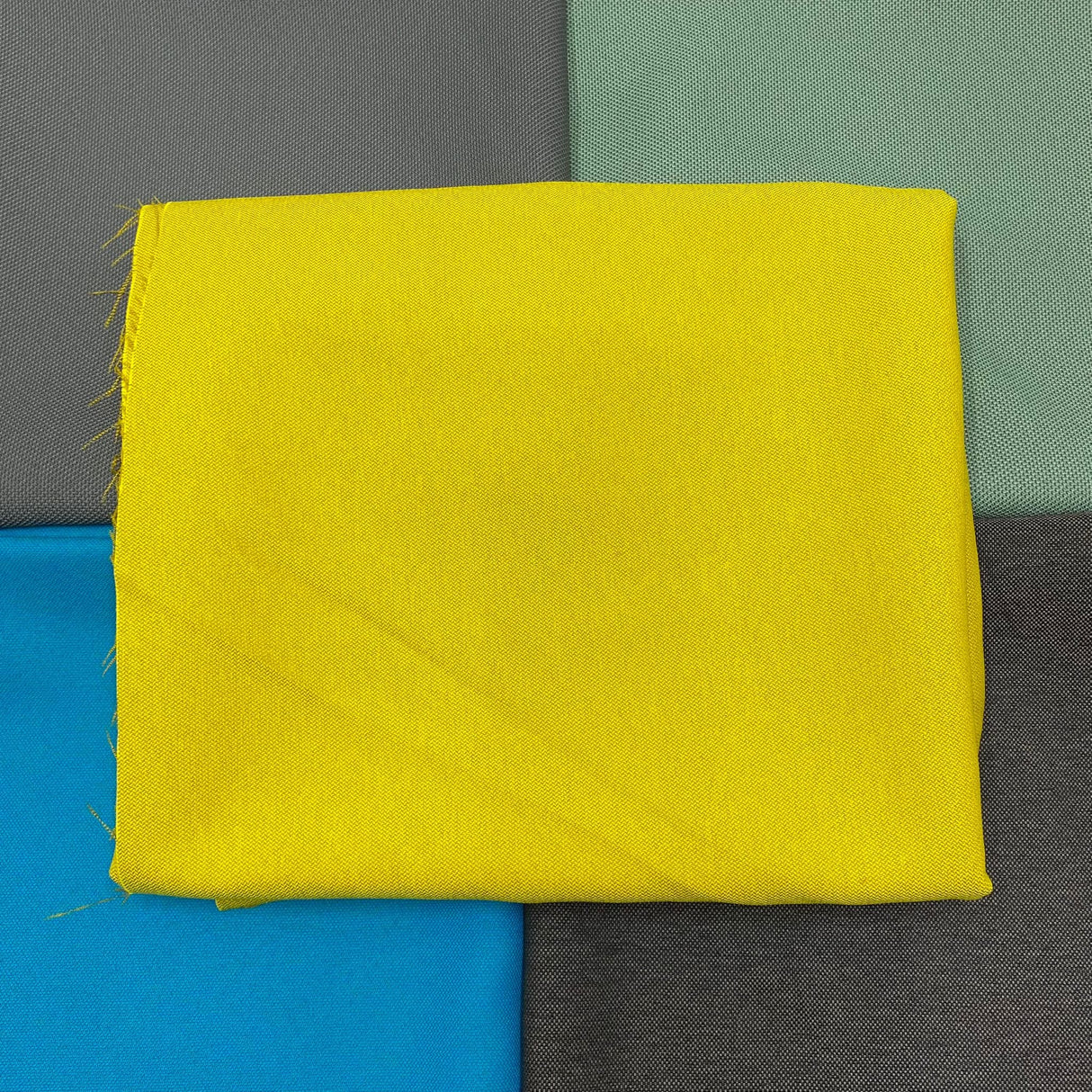 Pound A Metre 10 Metres (2 x 5 Metres) 10 Metre Polyester Hessian Fabric Bundle