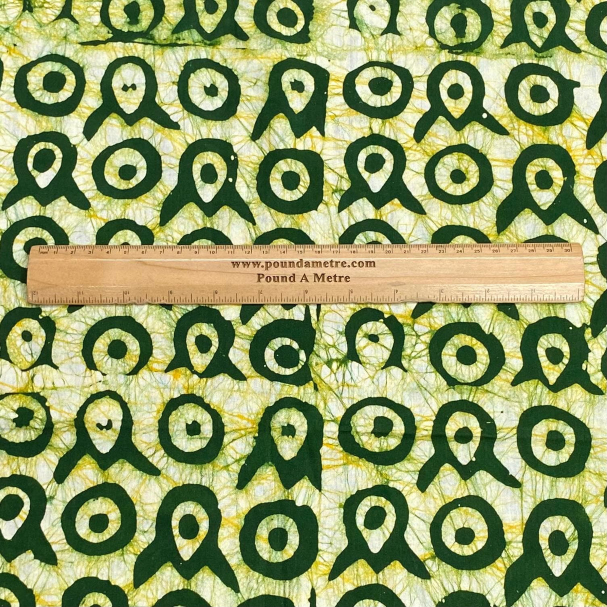 Pound A Metre 2.9 Metres 2.9 Metres Premium Quality 100% Cotton Batik - 45" Wide - (Design 11, Col 1)