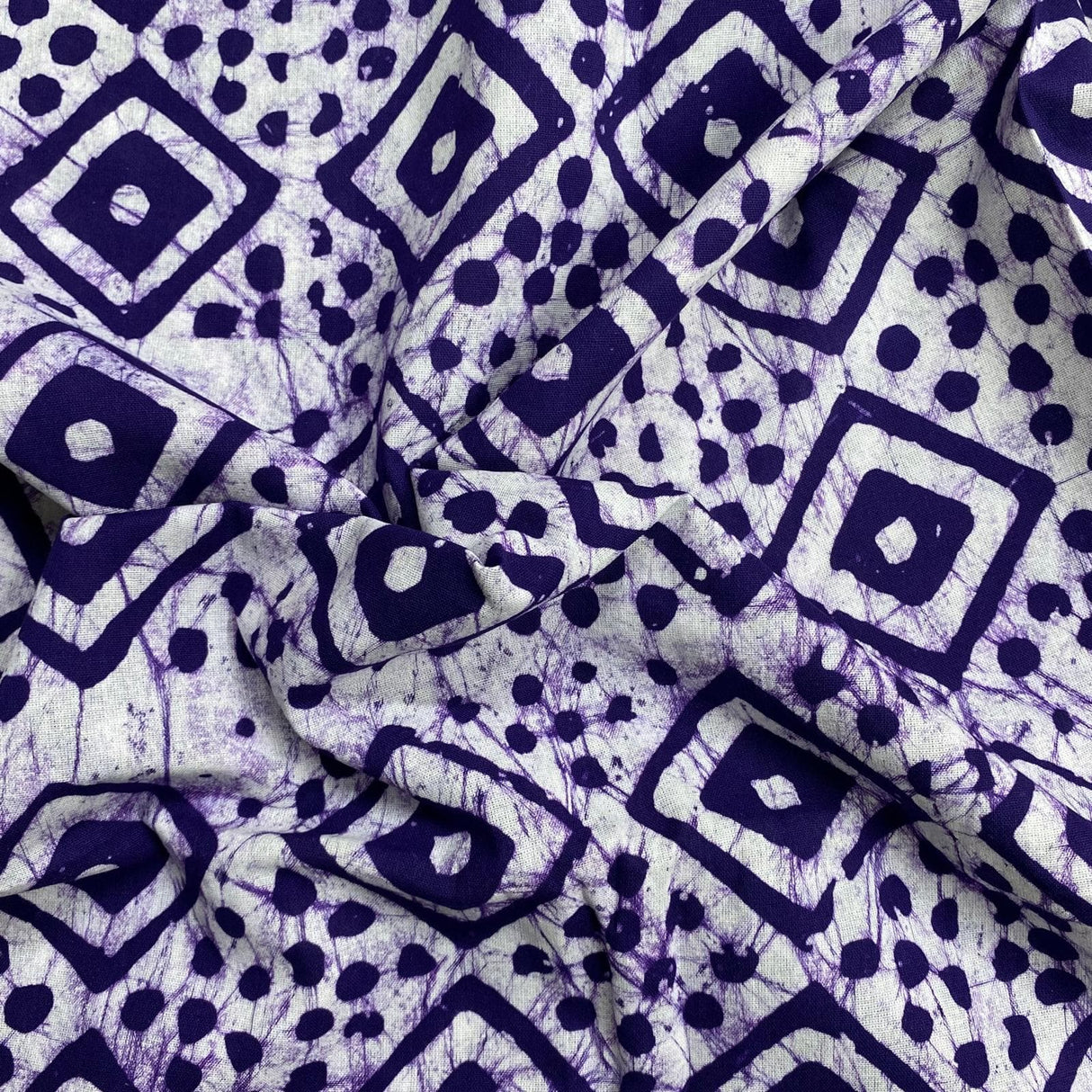 Pound A Metre 2.9 Metres 2.9 Metres Premium Quality 100% Cotton Batik - 45" Wide - (Design 2, Col 2)