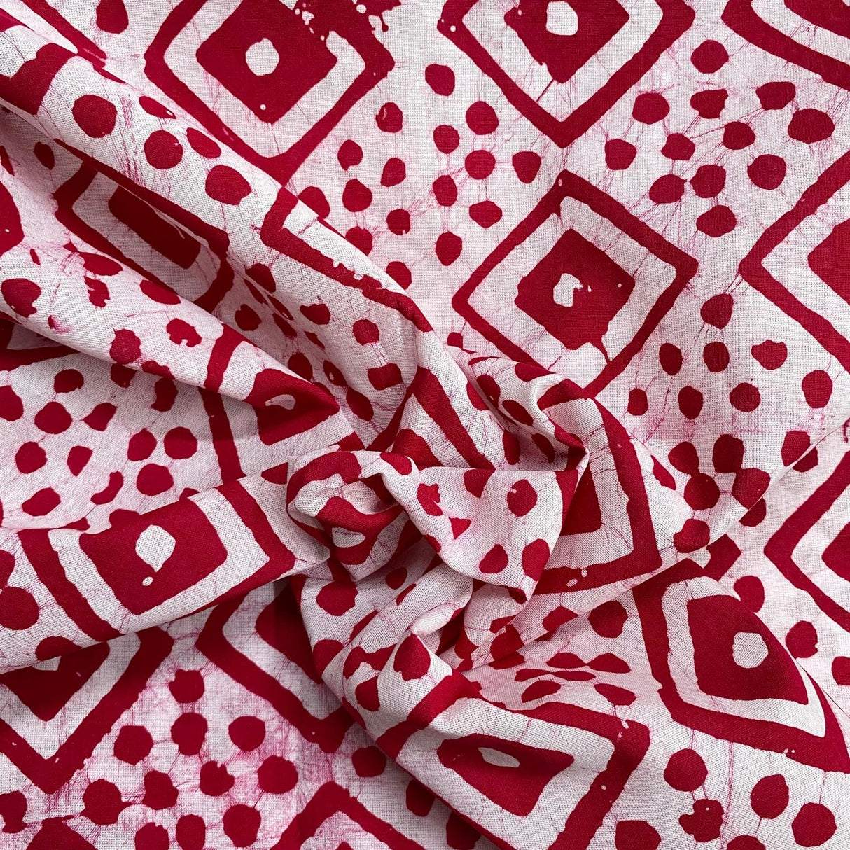 Pound A Metre 2.9 Metres 2.9 Metres Premium Quality 100% Cotton Batik - 45" Wide - (Design 2, Col 3)