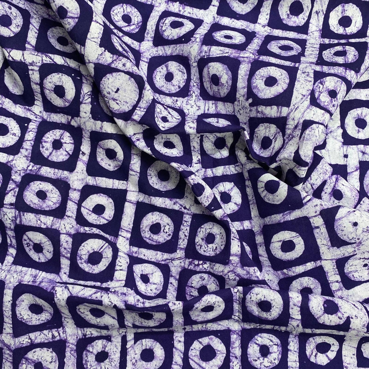 Pound A Metre 2.9 Metres 2.9 Metres Premium Quality 100% Cotton Batik - 45" Wide - (Design 4, Col 4)