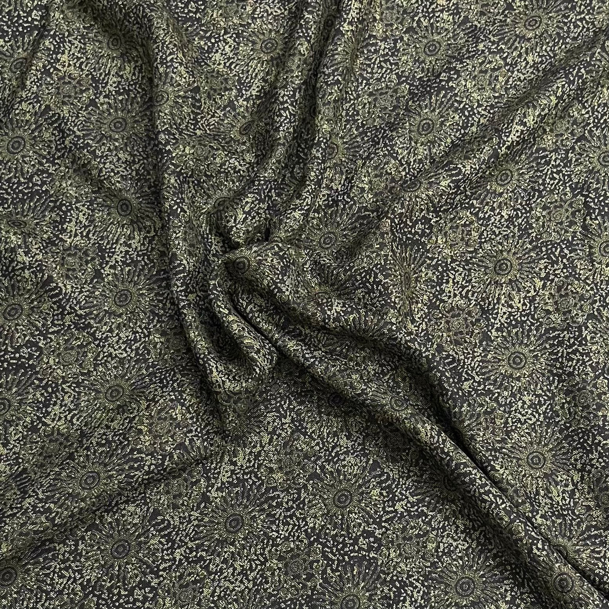 Pound A Metre 3 Metre Luxurious Pashmina Fabric - 36'' Wide (Medallion)
