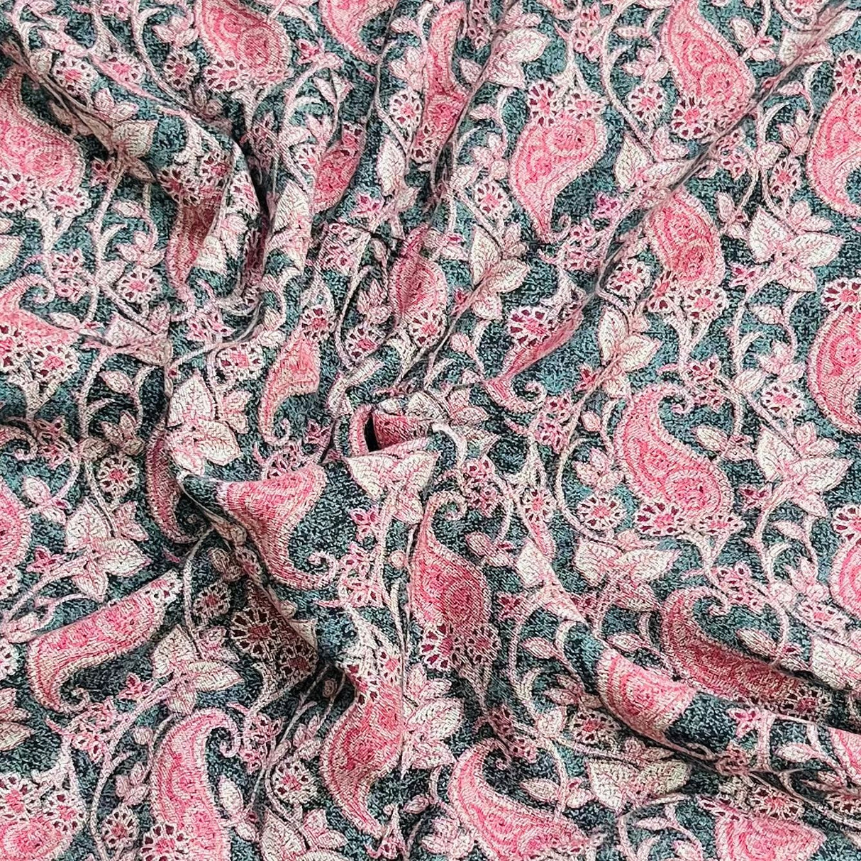 Pound A Metre 3 Metre Luxurious Pashmina Fabric - 36'' Wide (Paisley)