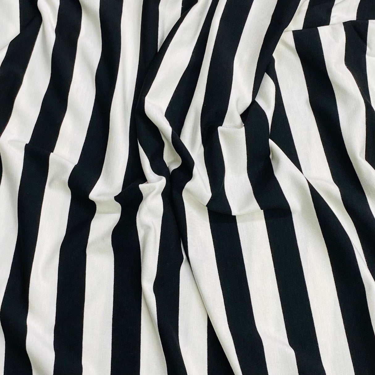 Pound A Metre 3 Metres 3 Metre Luxurious Soft Viscose Jersey - 55"- (Black & White) (S1J)