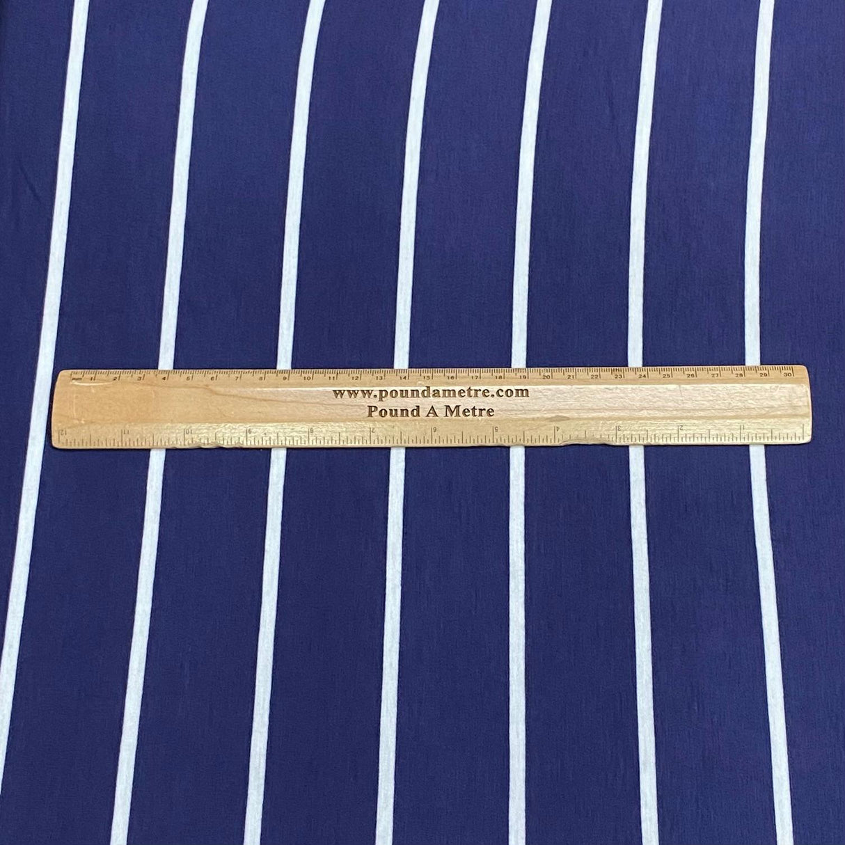 Pound A Metre 3 Metres 3 Metre Luxurious Soft Viscose Jersey - 55"- (Navy & White) (S1J)