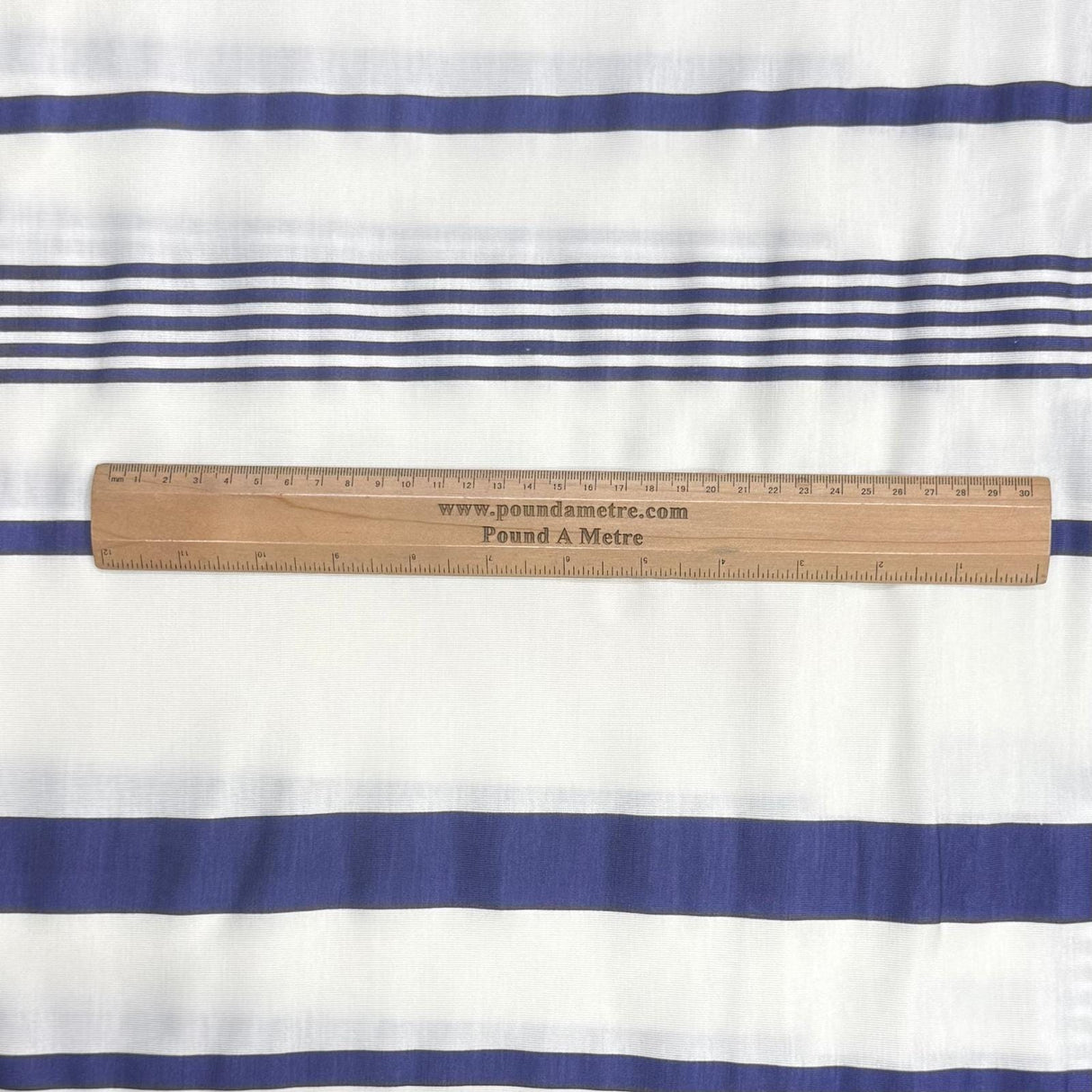 Pound A Metre 3 Metres 3 Metre Luxurious Soft Viscose Jersey - 55"- (White & Blue)