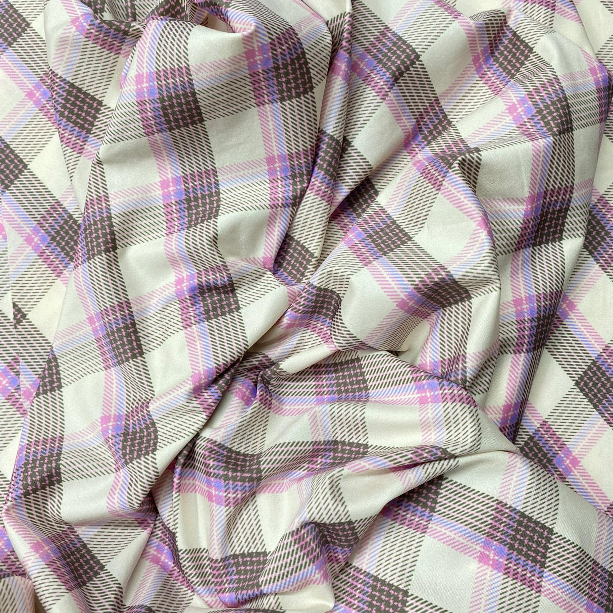 Pound A Metre 3 Metres 3 Metre Luxurious Soft Viscose Jersey - 60"- (Checks)