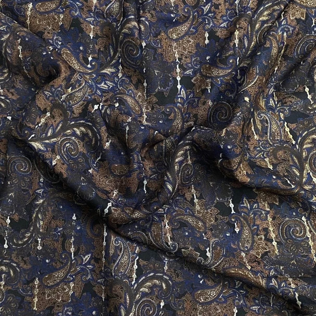 Pound A Metre 3 Metres 3 Metres Cashmere Effect Fabric- 45" Wide (Design)