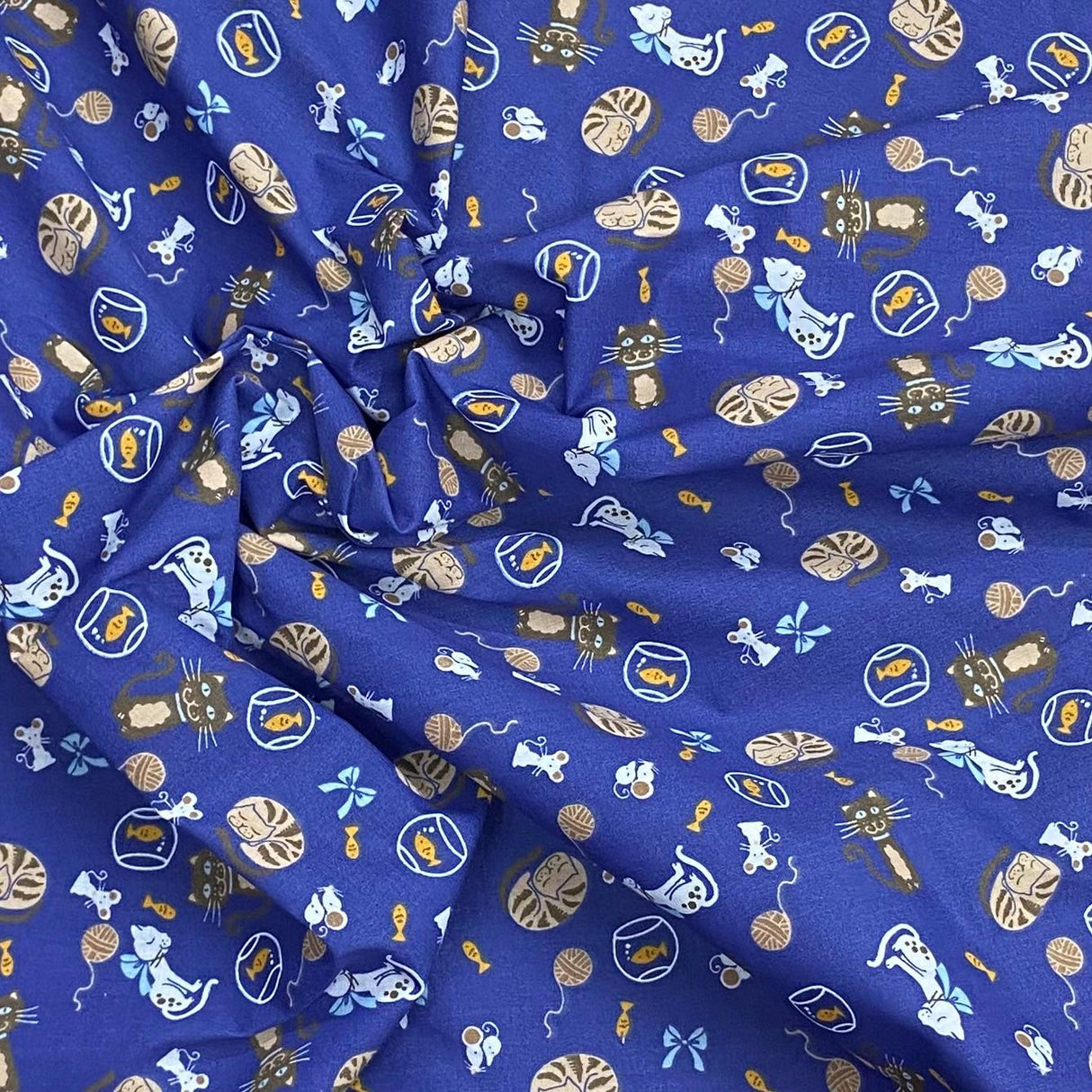 Pound A Metre 3 Metre 3 Metres Dressmaking Poly-Cotton - 45" wide (Cat)