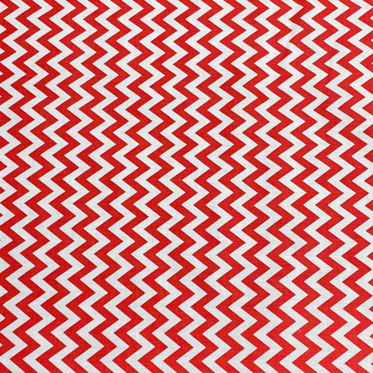 Pound A Metre 3 Metre 3 Metres Dressmaking Poly-Cotton - 45" wide (Red & White)