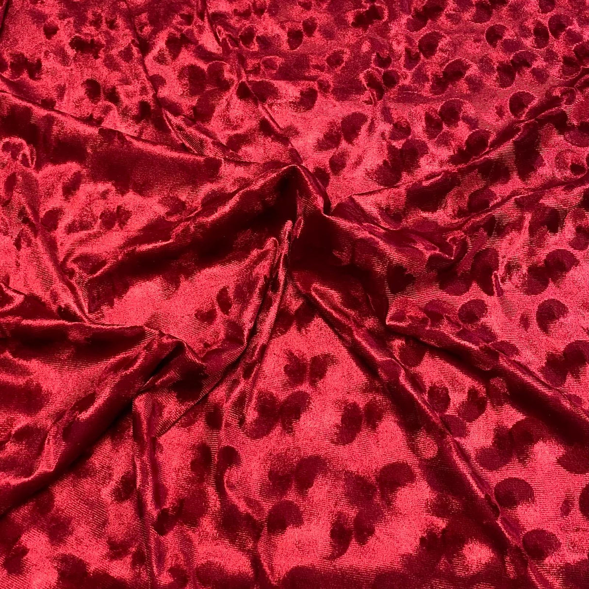 Pound A Metre 3 Metres 3 Metres Embossed Soft Velvet 55" Wide (Maroon)