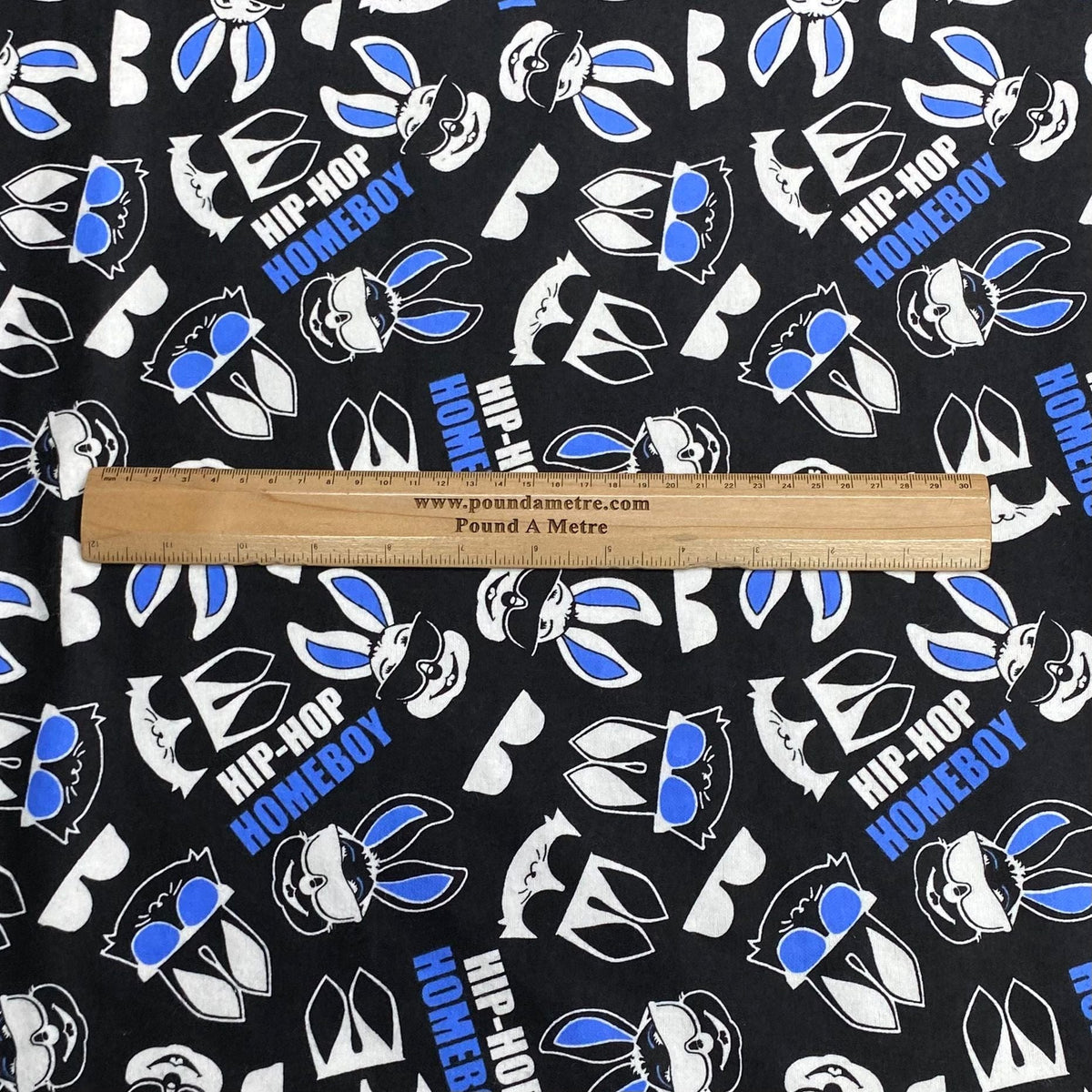 Pound A Metre 3 Metres High Quality Brushed Cotton - 45" Wide (Hip-Hop Bunny)