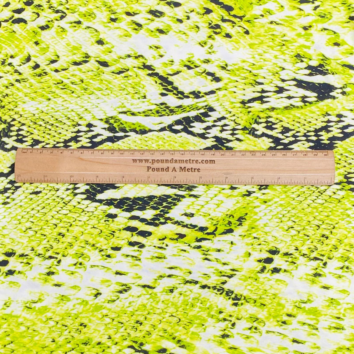 Pound A Metre 3 Metres Luxurious Printed Lycra Jersey 55" Wide (Snake)