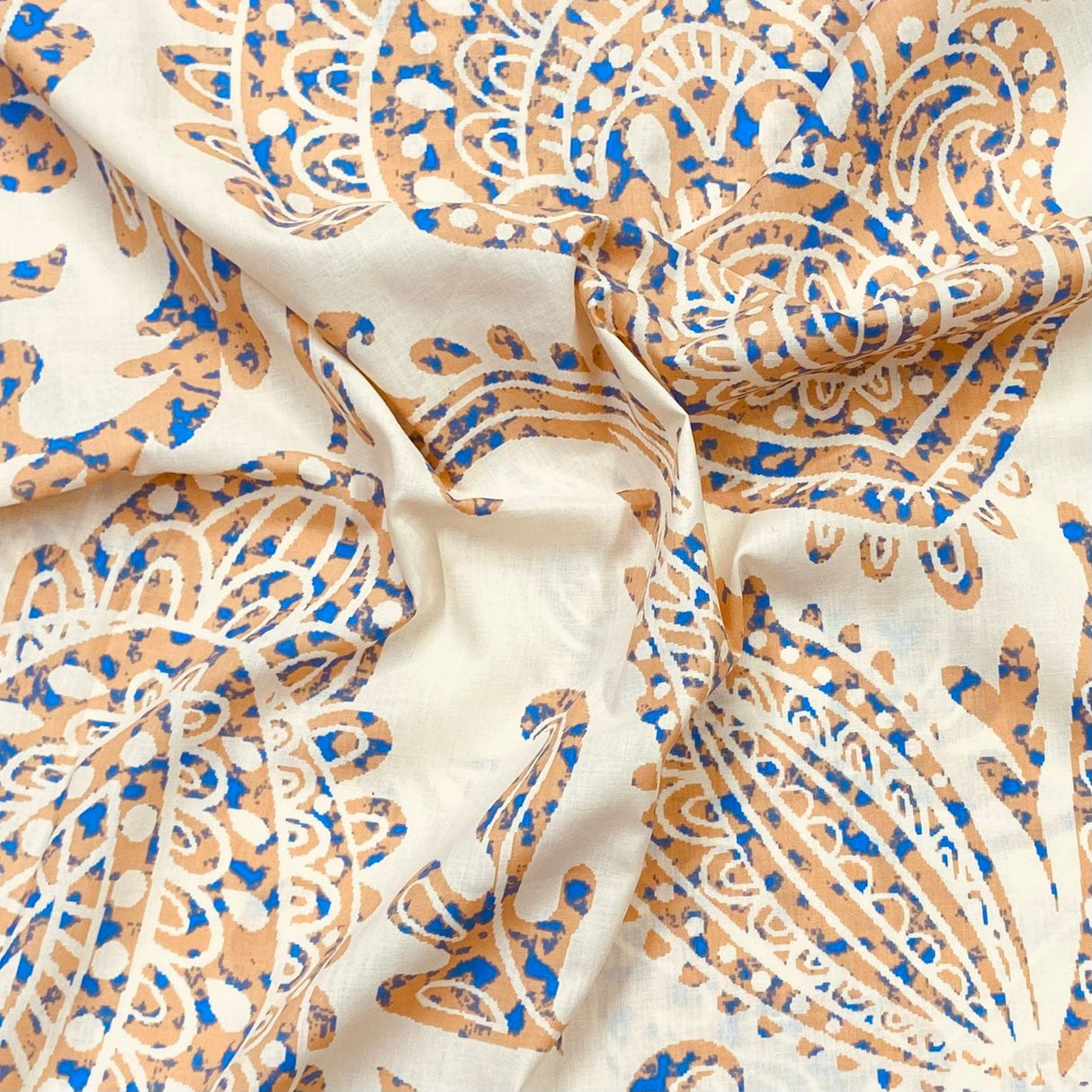 Pound A Metre 3 Metres 3 Metres Luxury Dressmaking 100% Digital Printed Cotton Lawn- 55" (SP2)