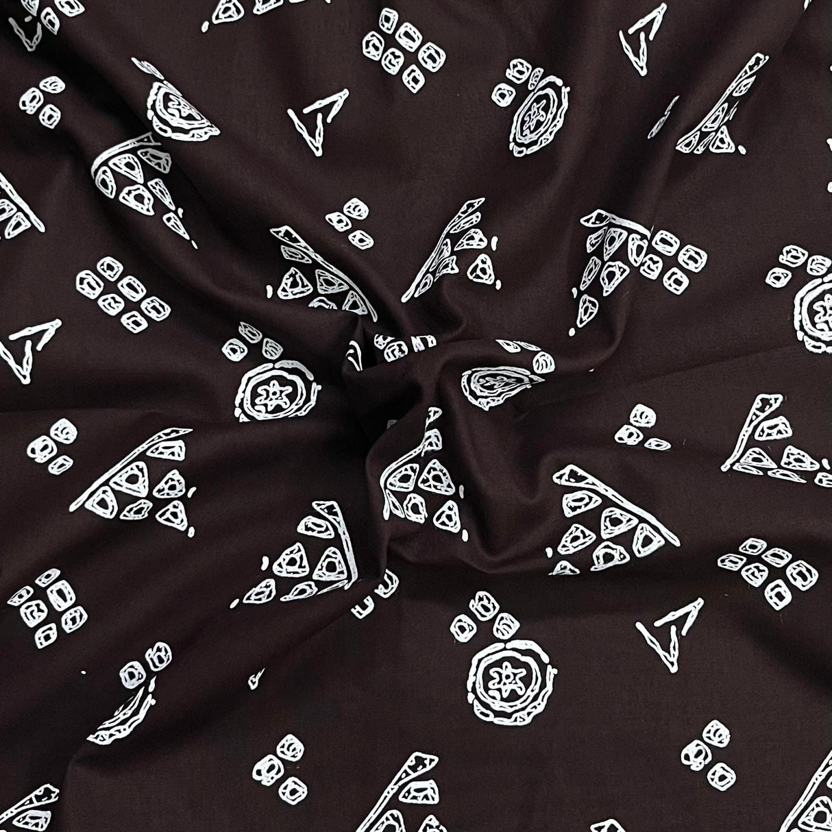 Pound A Metre 3 Metres Luxury Printed Cotton – 42" Wide- (Brown)