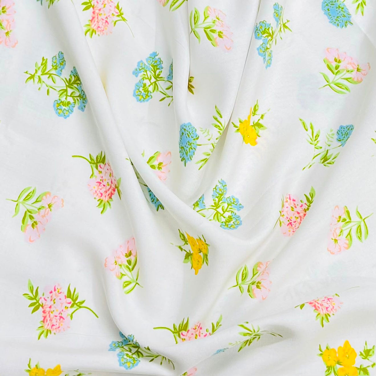 Pound A Metre 3 Metres Printed Dressmaking Viscose Fabric – 55" Wide (Bouquet)