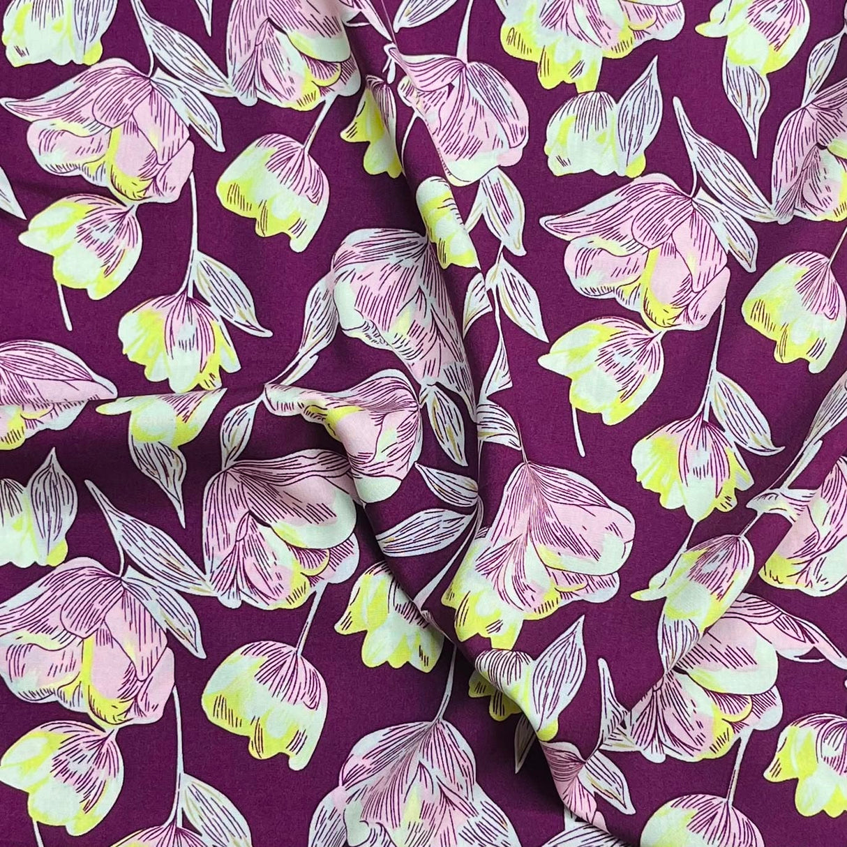 Pound A Metre 3 Metres Printed Dressmaking Viscose Fabric – 55" Wide (Grapefruit)