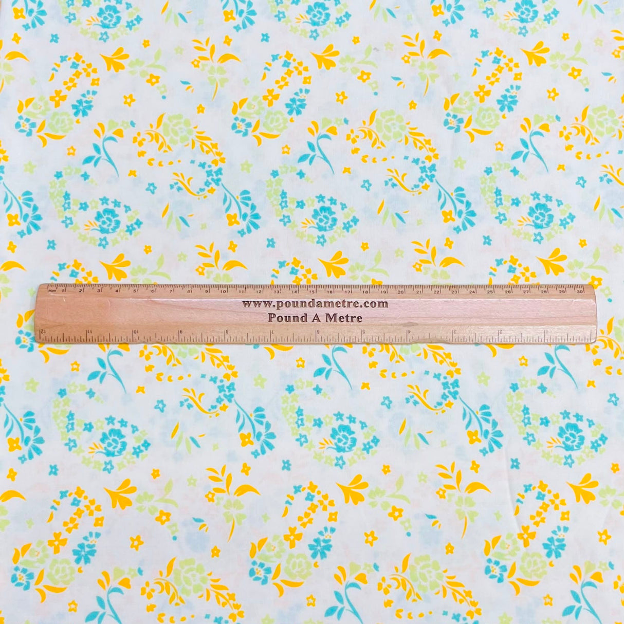 Pound A Metre 3 Metres Printed Dressmaking Viscose Fabric – 55" Wide (Wow)