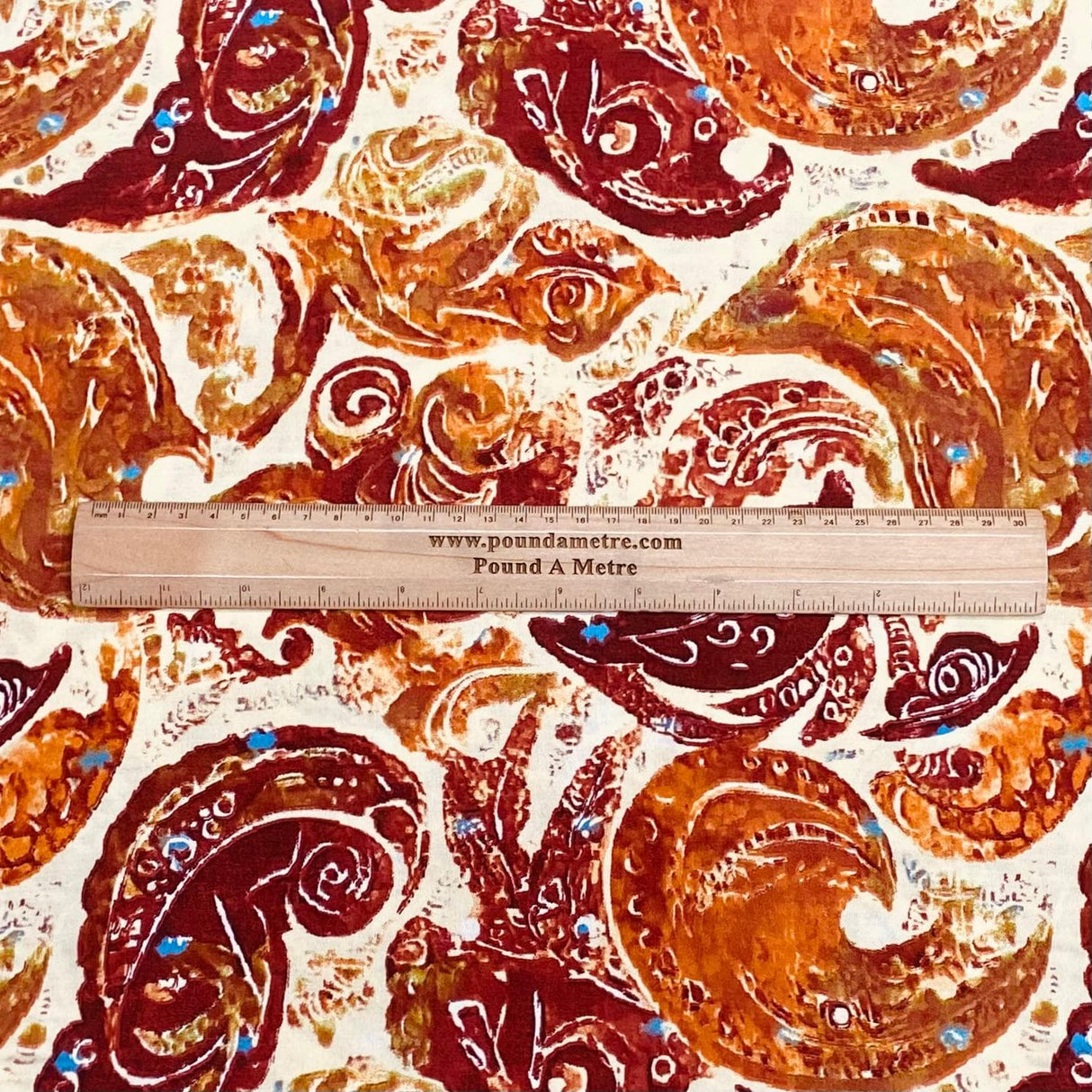 Pound A Metre 3 Metres, Printed Summer Dressmaking Viscose Fabric - 55" Wide (Viscose 16)