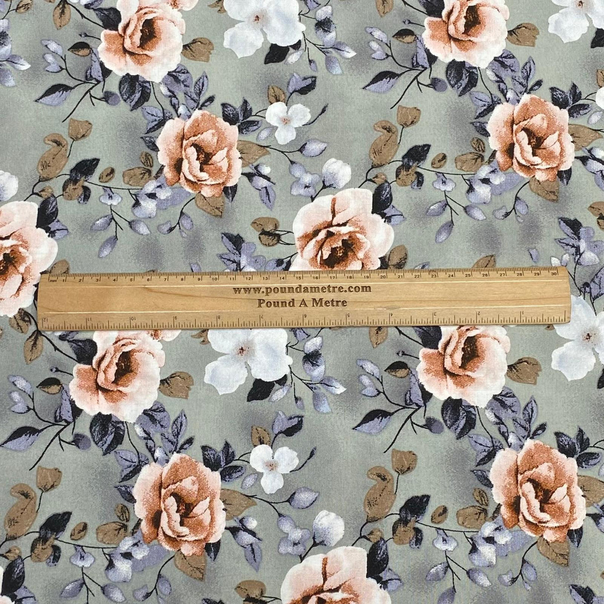 Pound A Metre 3 Metres, Printed Summer Dressmaking Viscose Fabric - 55" Wide (Viscose 20)