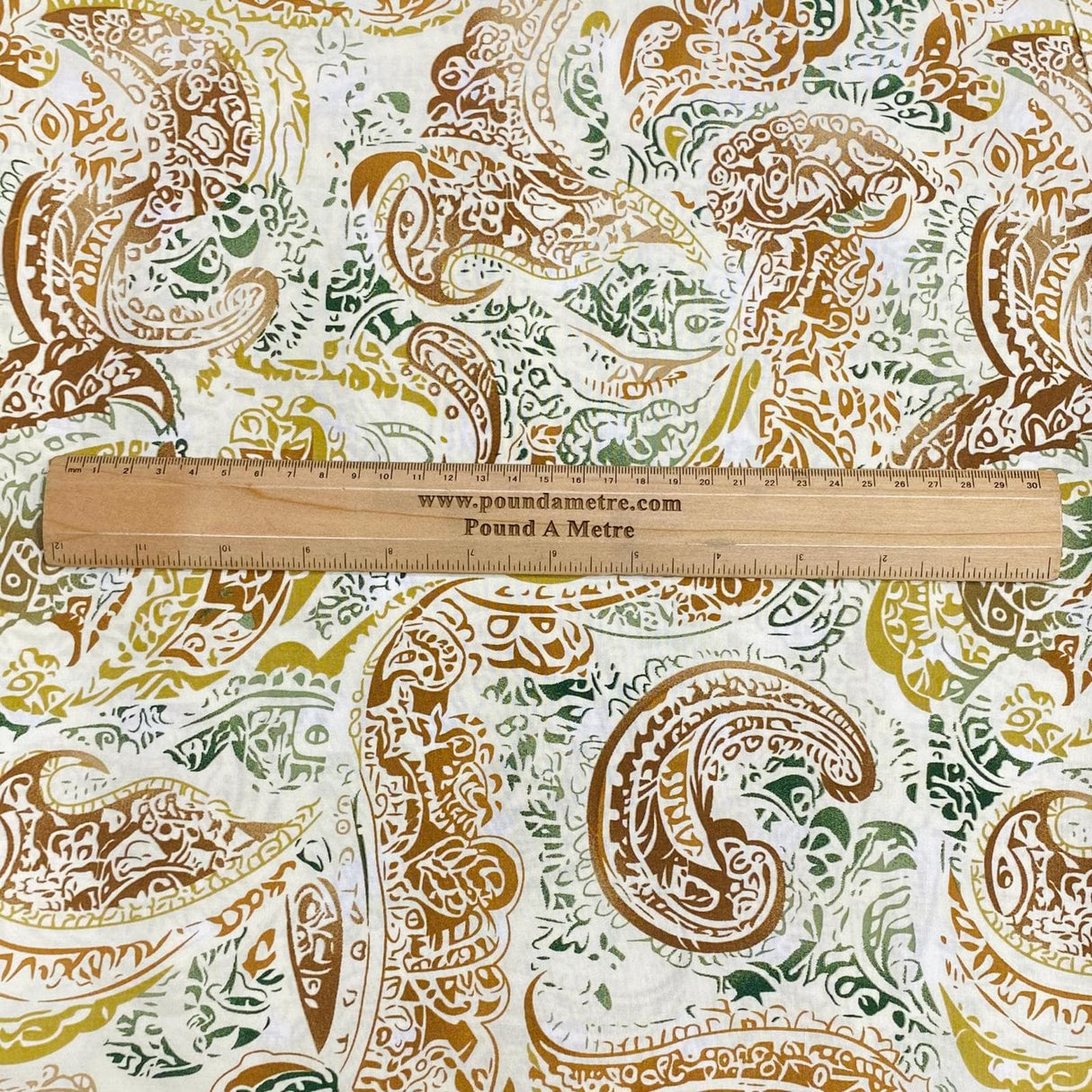 Pound A Metre 3 Metres, Printed Summer Dressmaking Viscose Fabric - 55" Wide (Viscose 24)