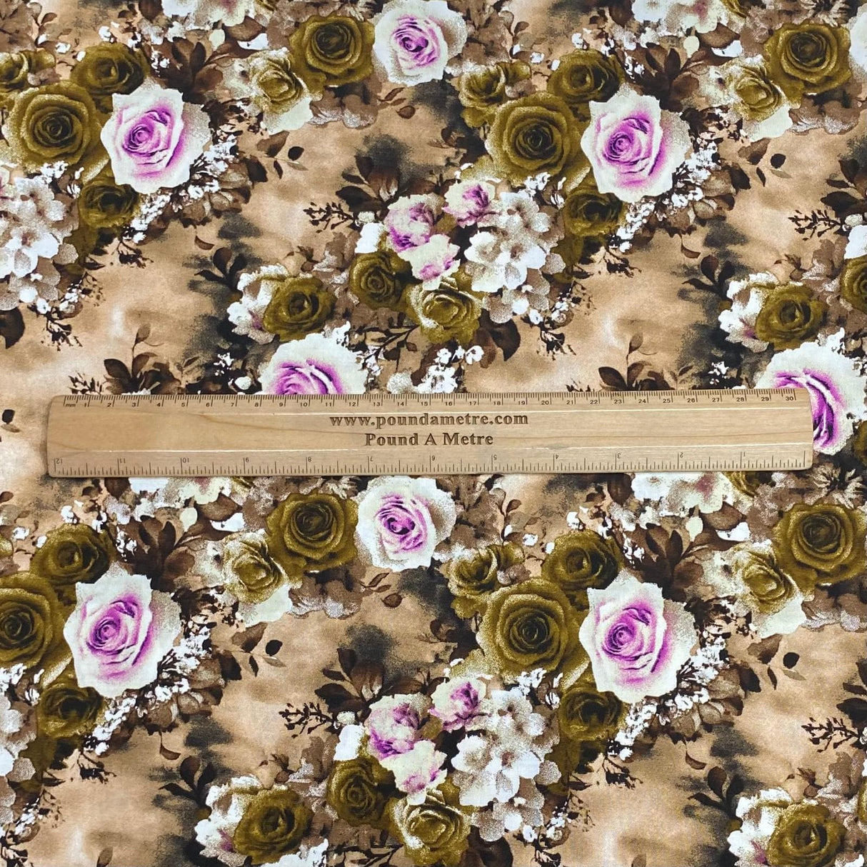 Pound A Metre 3 Metres, Printed Summer Dressmaking Viscose Fabric - 55" Wide (Viscose 27)