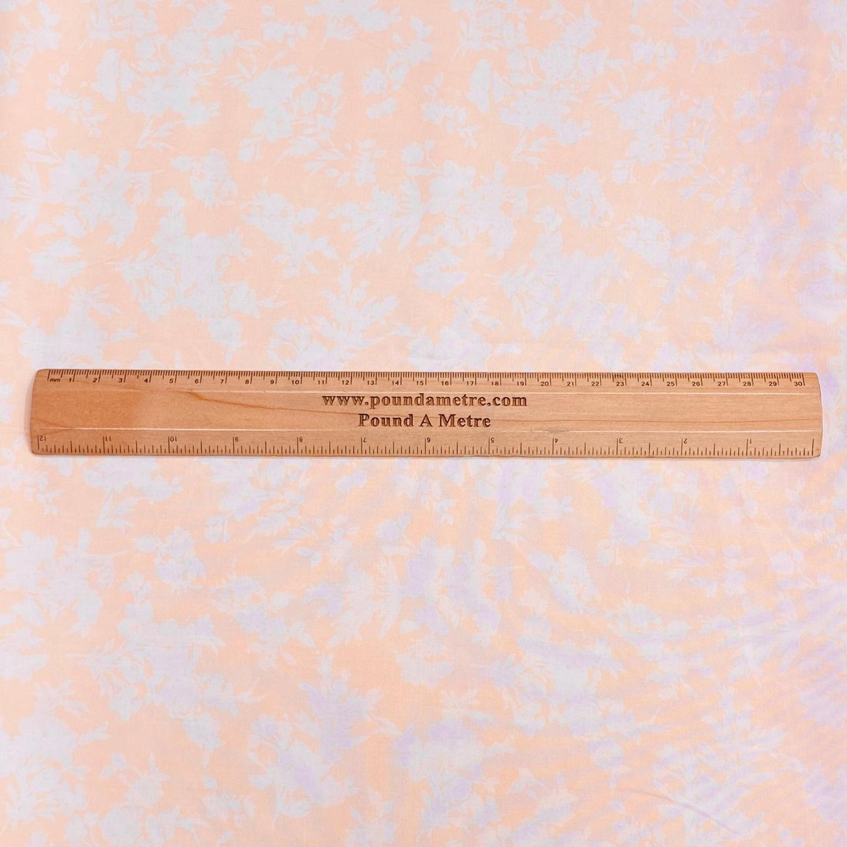 Pound A Metre 3 Metres, Printed Summer Dressmaking Viscose Fabric - 55" Wide (Viscose 38)