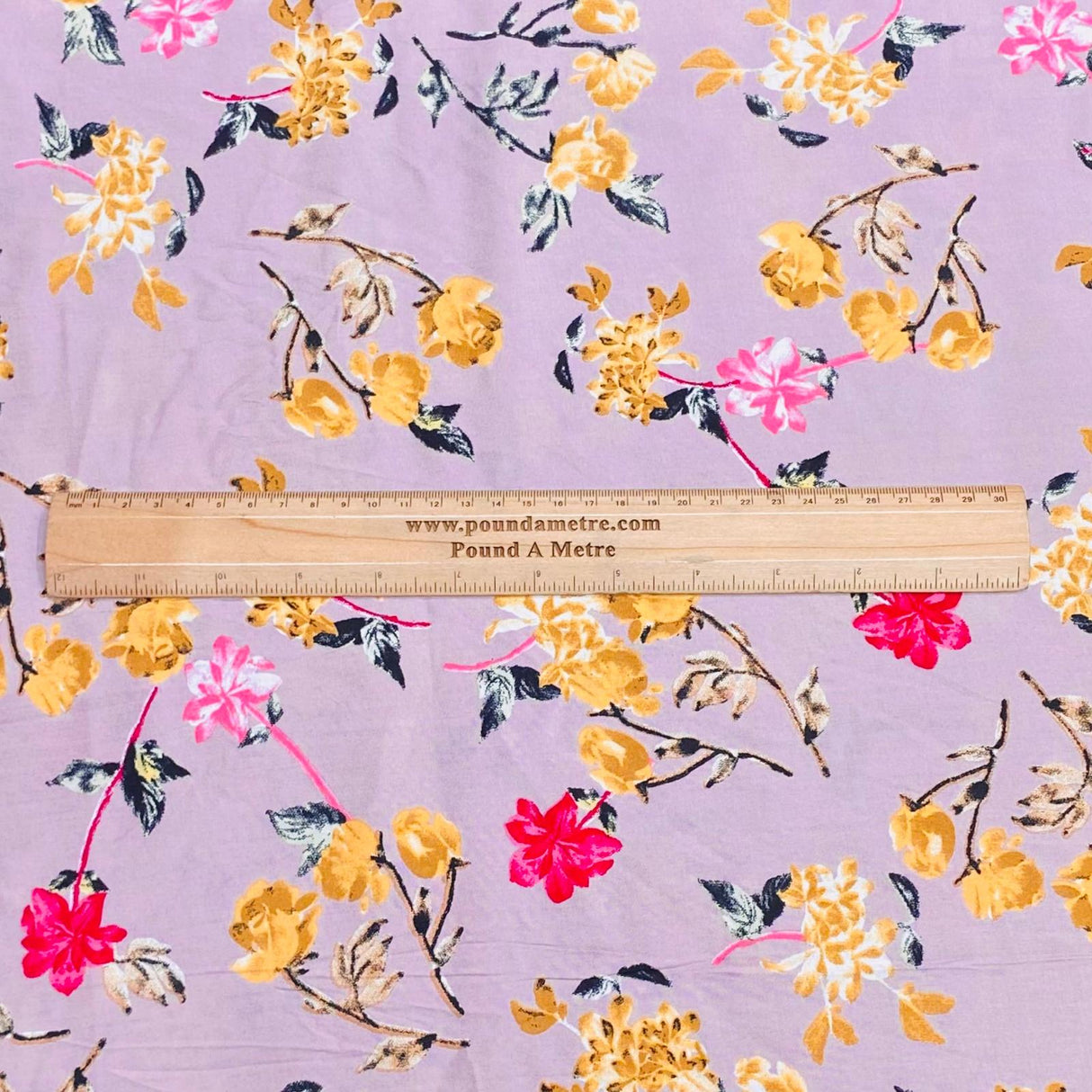 Pound A Metre 3 Metres, Printed Summer Dressmaking Viscose Fabric - 55" Wide (Viscose 51)