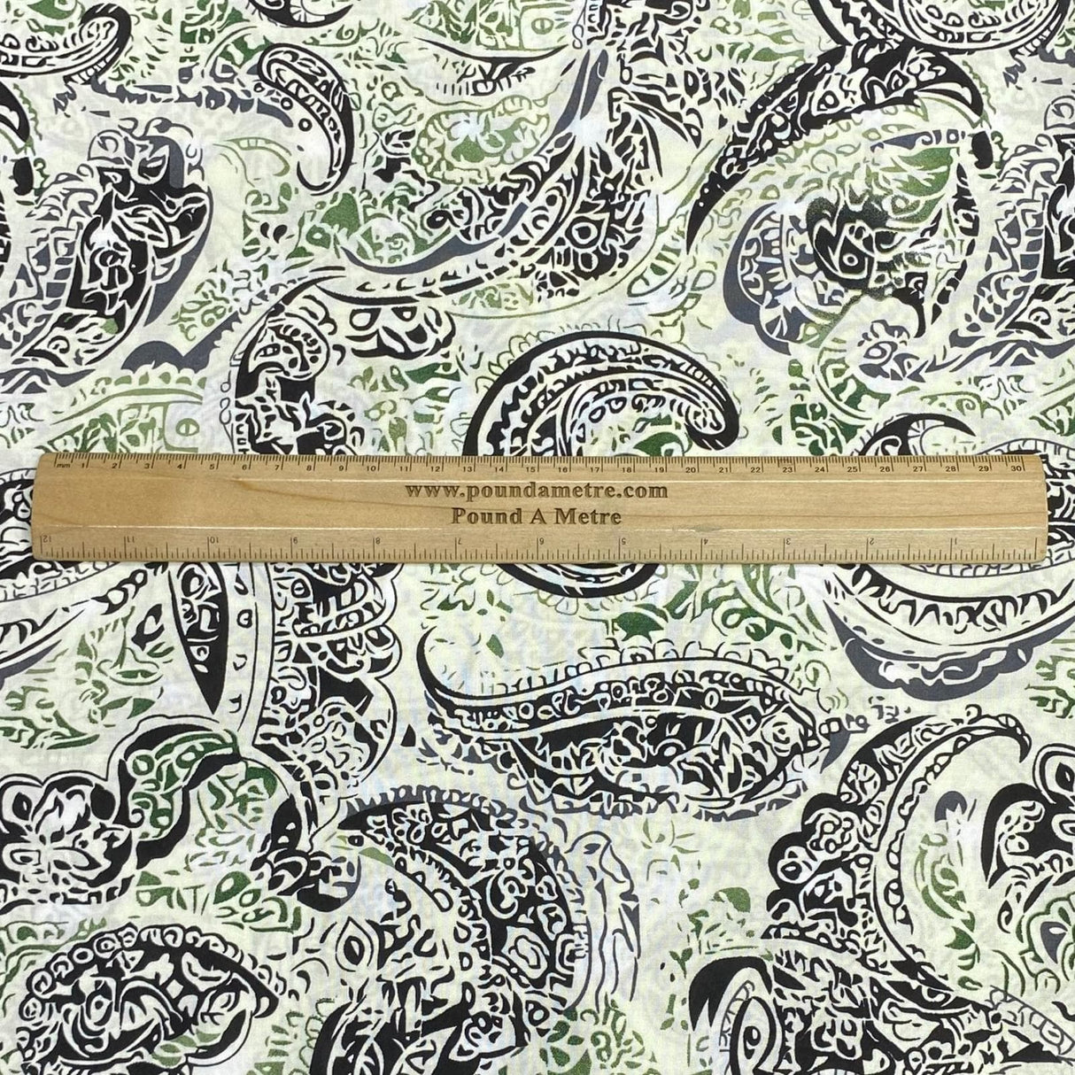 Pound A Metre 3 Metres, Printed Summer Dressmaking Viscose Fabric - 55" Wide (Viscose 56)