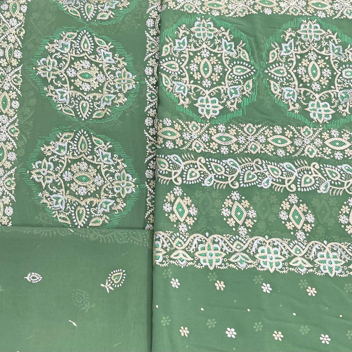 Pound A Metre 5 Metre Printed Foil Chiffon Bundle – 45" Wide (Green)