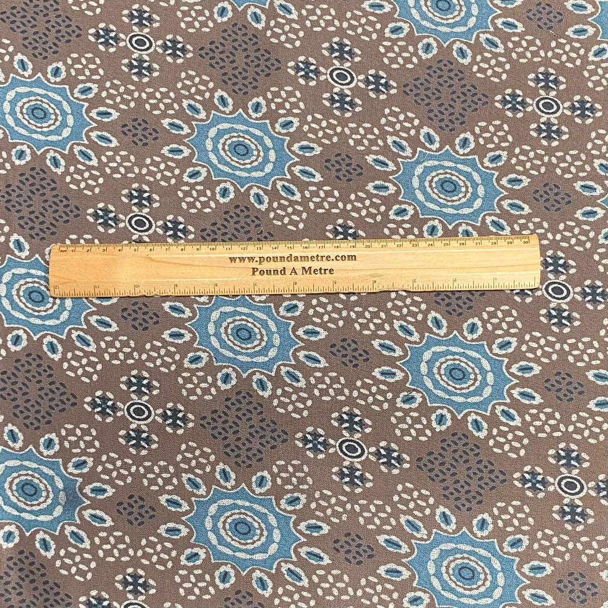 Pound A Metre 5 Metres Printed Alphine Fabric 36'' Wide - (Brown Design)