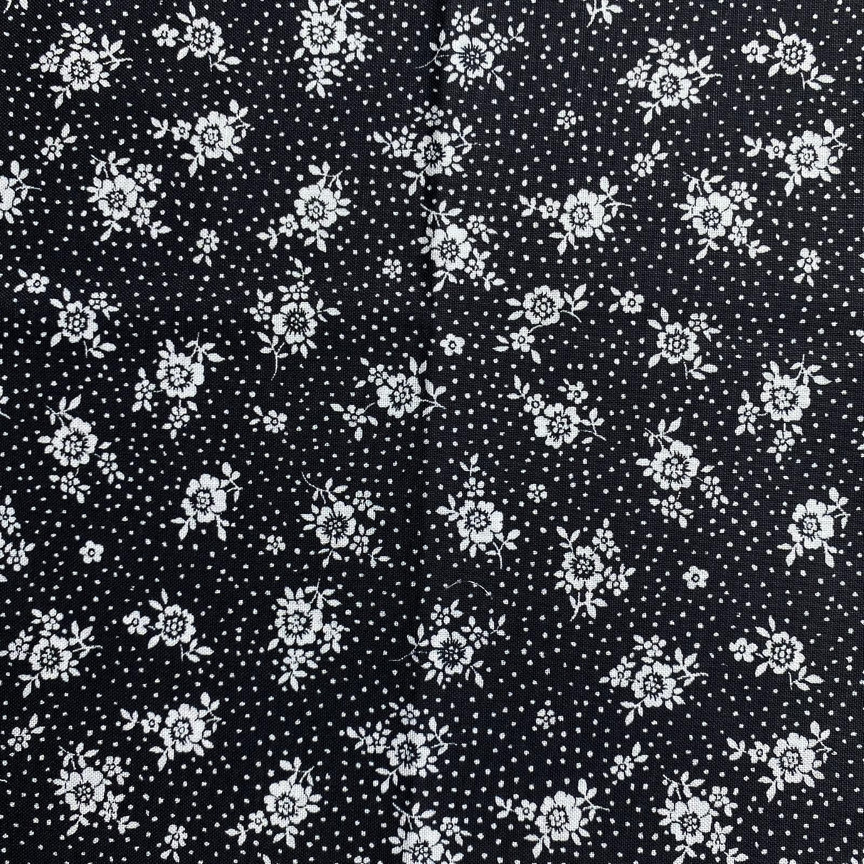 Pound A Metre 5 Fat Quarters 5 Piece Fat Quarter Bundle - 100% Cotton (Black Night)