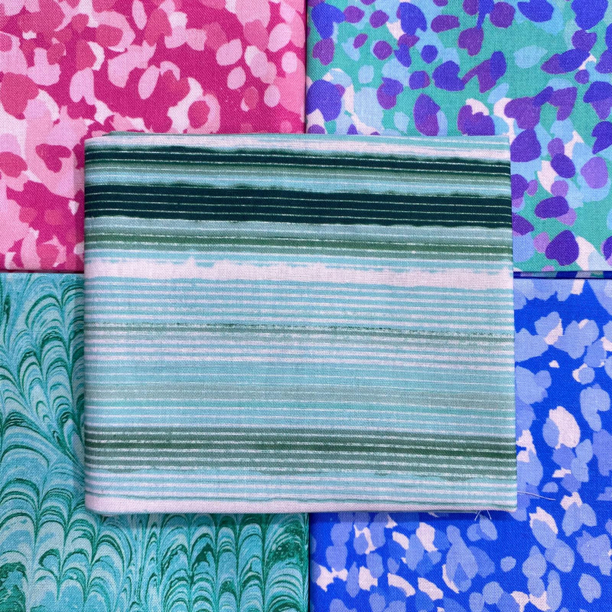 Pound A Metre 5 Fat Quarters 5 Piece Fat Quarter Bundle - 100% Cotton (Colourful)