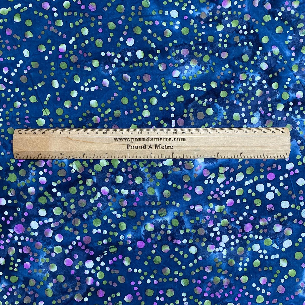 Pound A Metre Per Metre Luxurious Quality 100% Indian Cotton Batik - 45" Wide (DS2000 COL5)