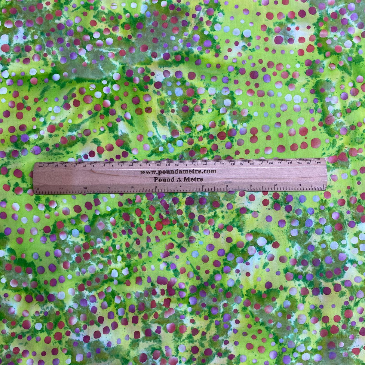 Pound A Metre Per Metre Luxurious Quality 100% Indian Cotton Batik - 45" Wide (DS2001 COL2)