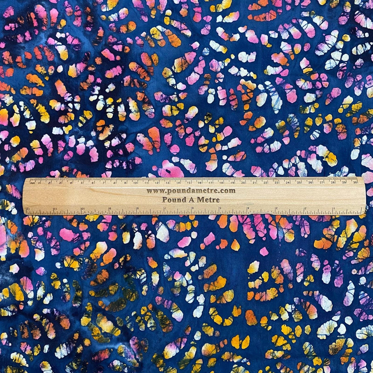 Pound A Metre Per Metre Luxurious Quality 100% Indian Cotton Batik - 45" Wide (DS2003 COL1)