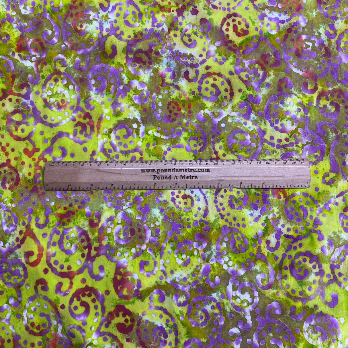 Pound A Metre Per Metre Luxurious Quality 100% Indian Cotton Batik - 45" Wide (DS2005 COL3)