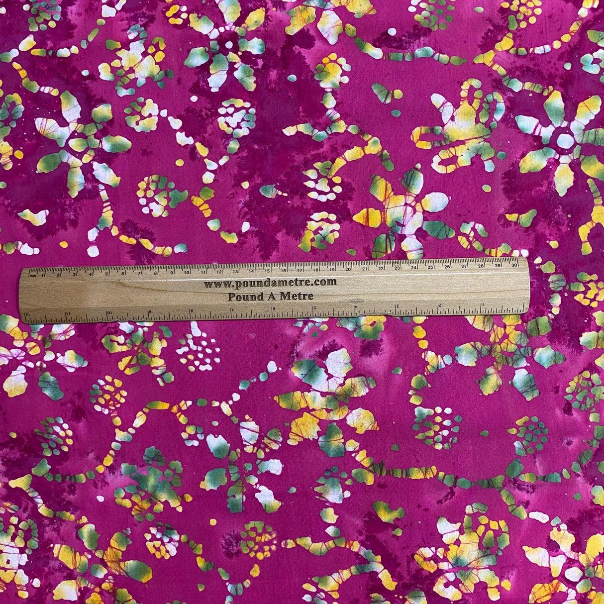 Pound A Metre Per Metre Luxurious Quality 100% Indian Cotton Batik - 45" Wide (DS2006 COL1)