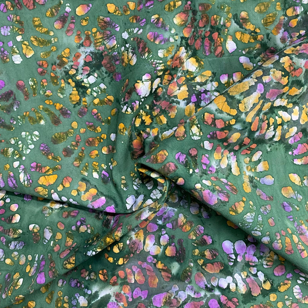 Pound A Metre Per Metre Luxurious Quality 100% Indian Cotton Batik - 45" Wide (DS2007 COL2)