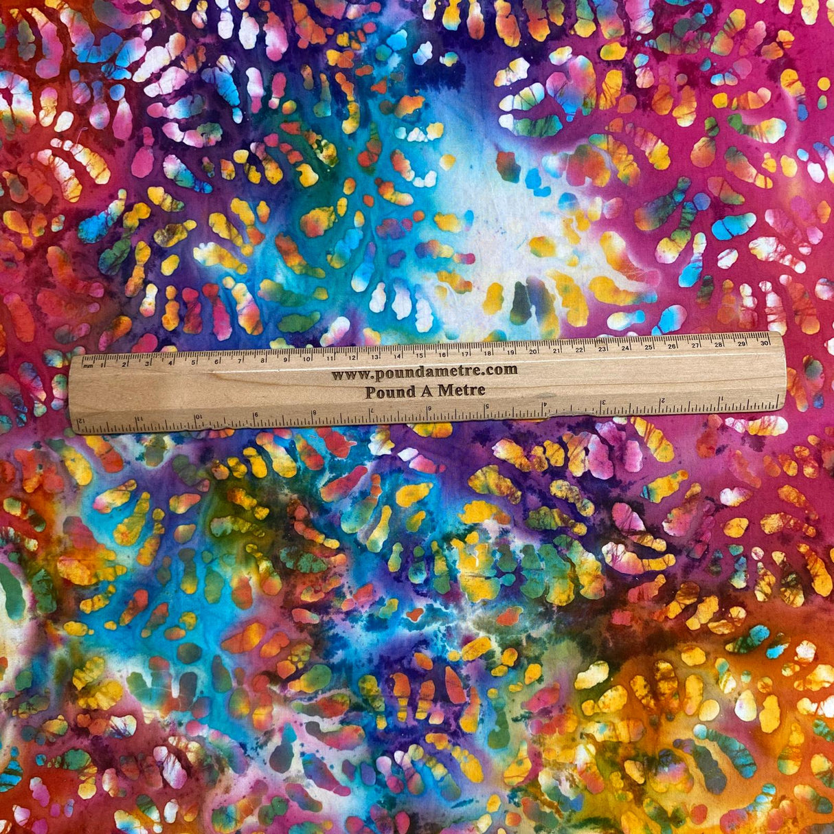 Pound A Metre Per Metre Luxurious Quality 100% Indian Cotton Batik - 45" Wide (DS2007 COL3)