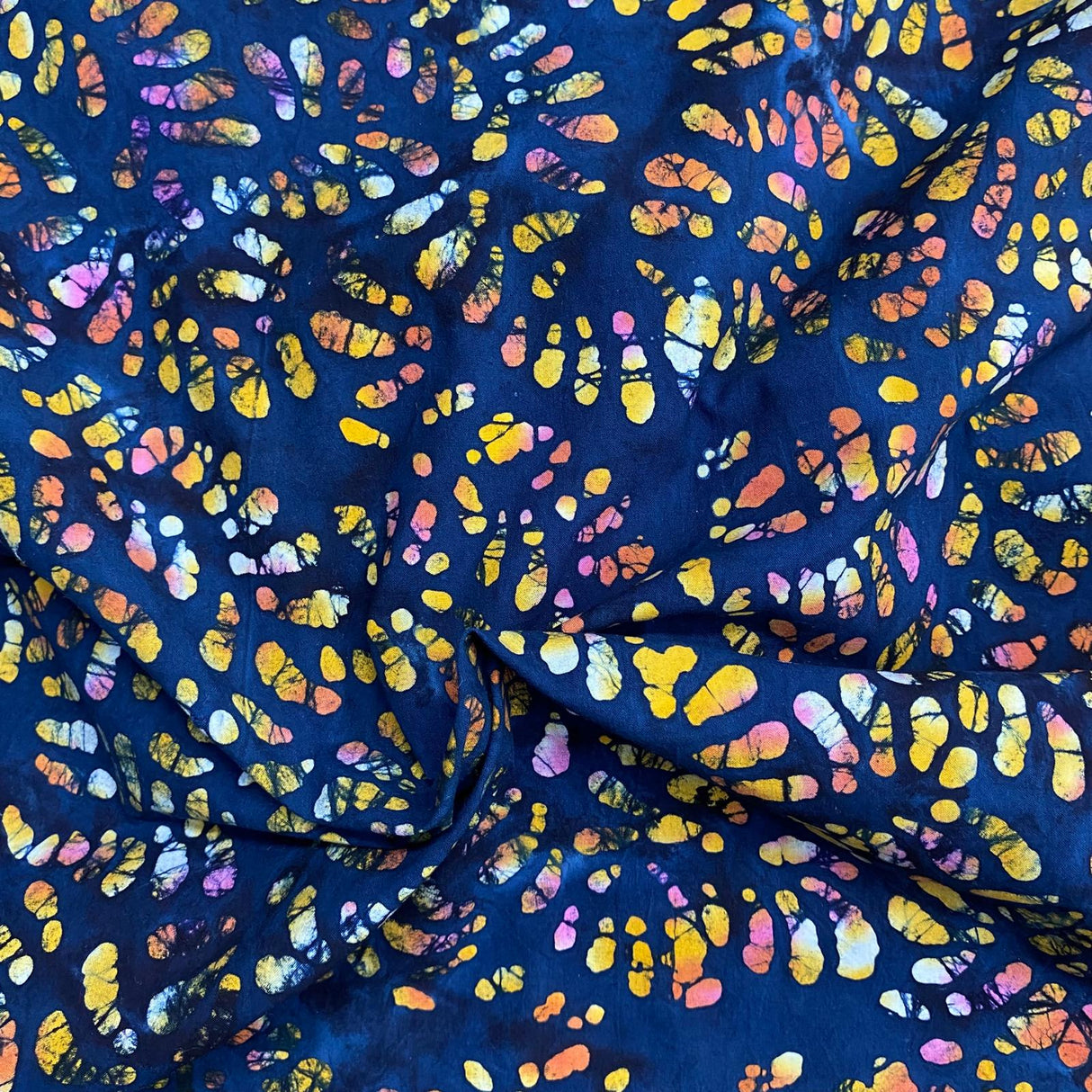 Pound A Metre Per Metre Luxurious Quality 100% Indian Cotton Batik - 45" Wide (DS2007 COL5)