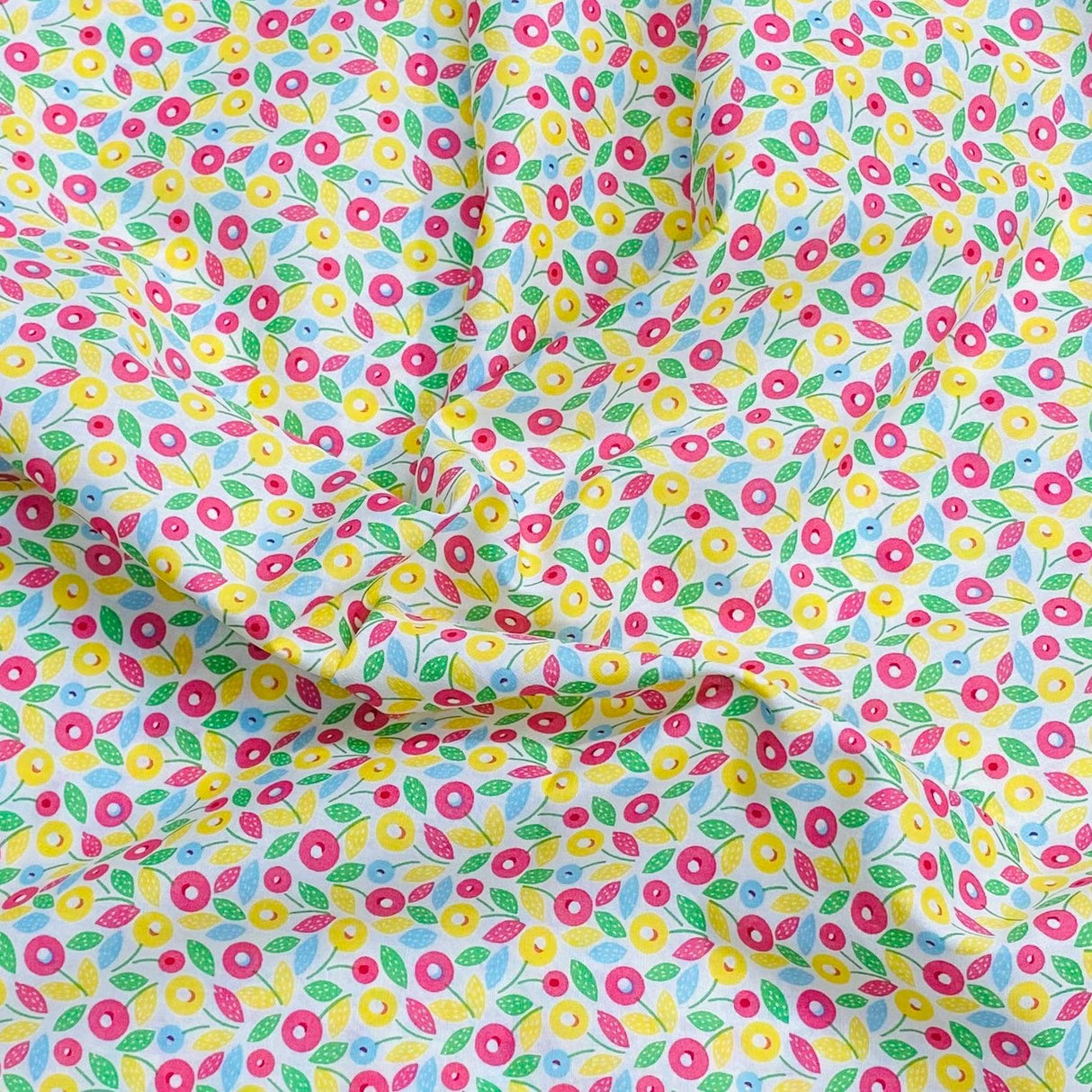 Pound A Metre 3 Metres Luxury Dressmaking 100% Digital Printed Cotton Lawn- 55" ()