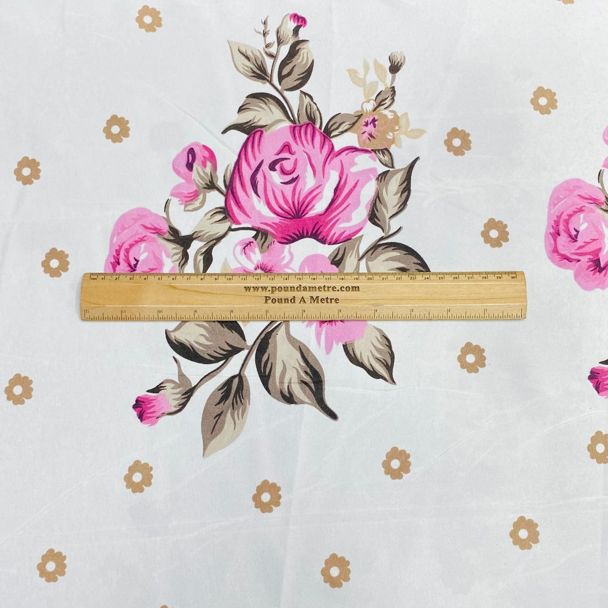 Pound A Metre Luxury Poly Cotton Blend Sheeting 90" (Sheeting 1)