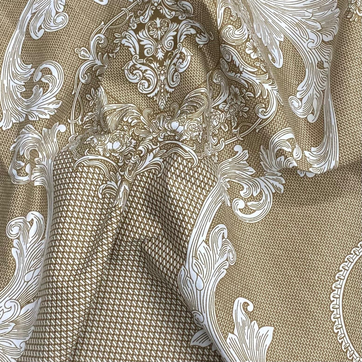 Pound A Metre Luxury Poly Cotton Blend Sheeting 90" (Sheeting 3)