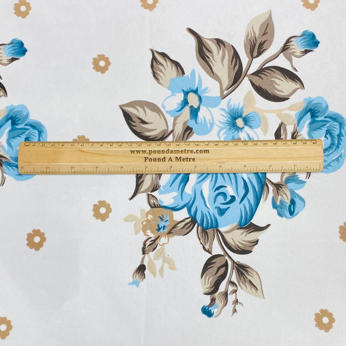 Pound A Metre Luxury Poly Cotton Blend Sheeting 90" (Sheeting 6)