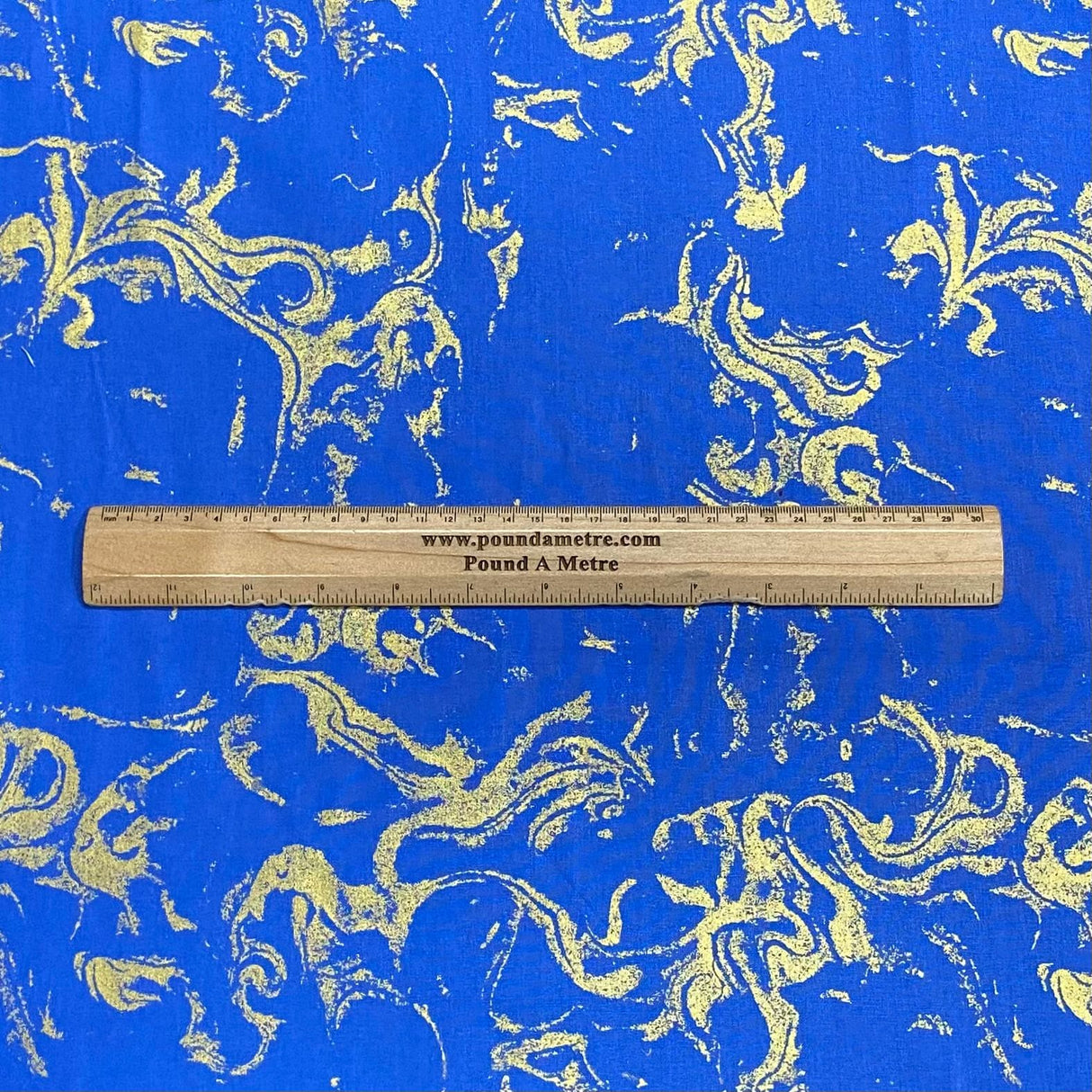 Pound A Metre Make Your Own: Fat Quarter Bundle (BF-16)