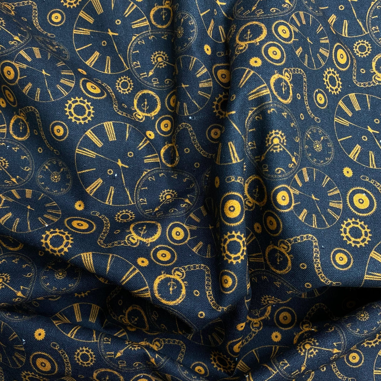 Pound A Metre Make Your Own: Fat Quarter Bundle (BF-22)