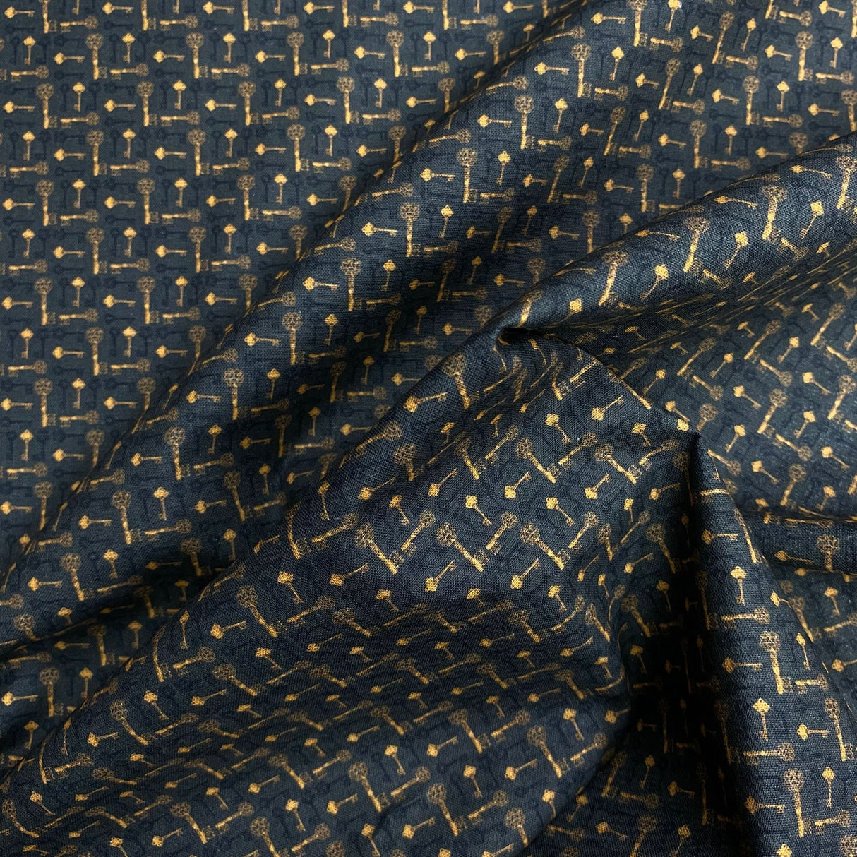 Pound A Metre Make Your Own: Fat Quarter Bundle (BF-25)