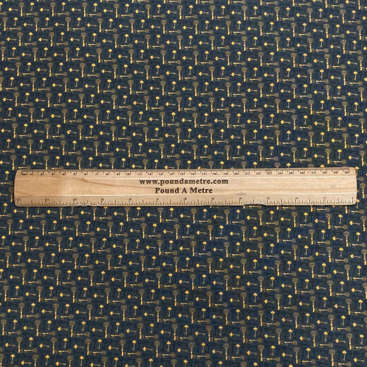 Pound A Metre Make Your Own: Fat Quarter Bundle (BF-25)